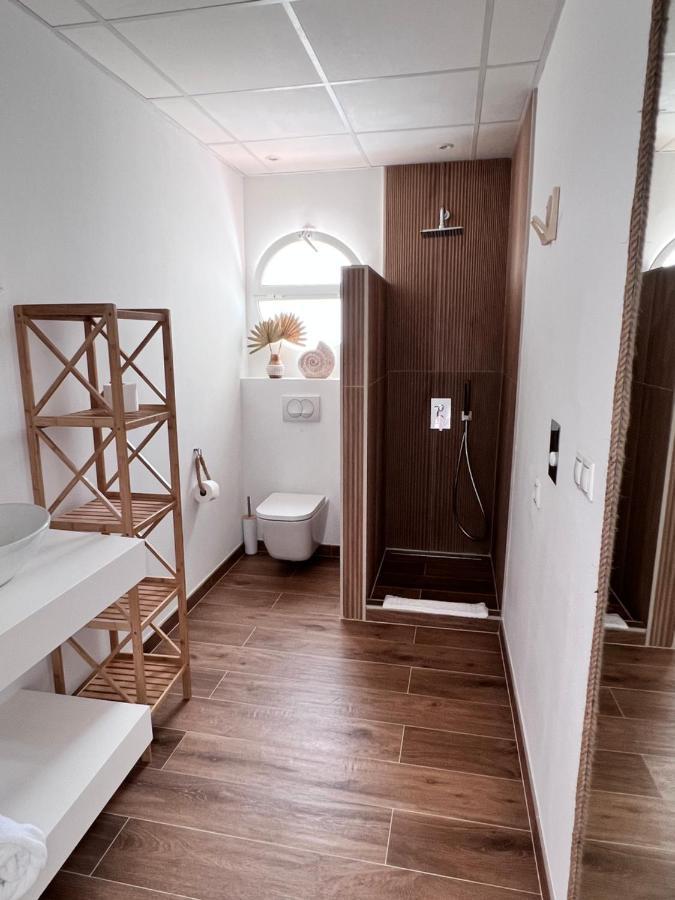 Deluxe Double Room with Terrace and Sea View